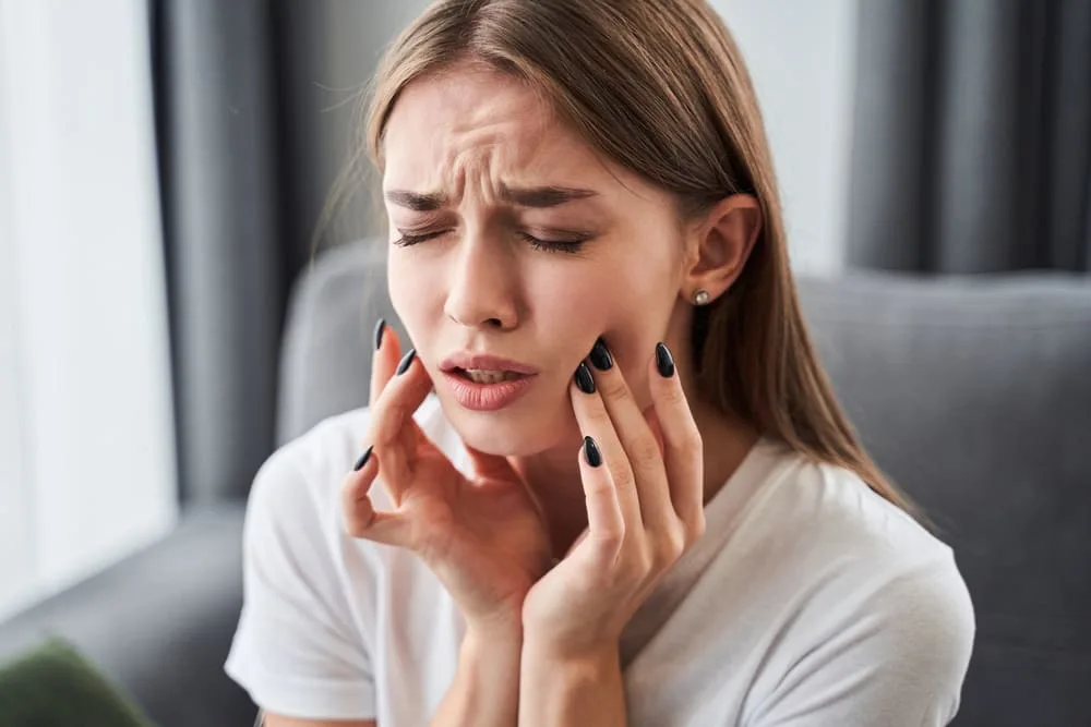 what is considered a dental emergency